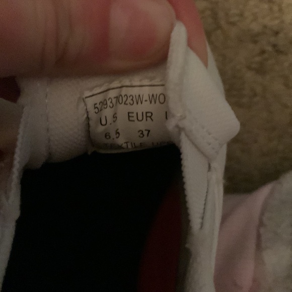 LEVIS SLIP ON - Picture 7 of 7